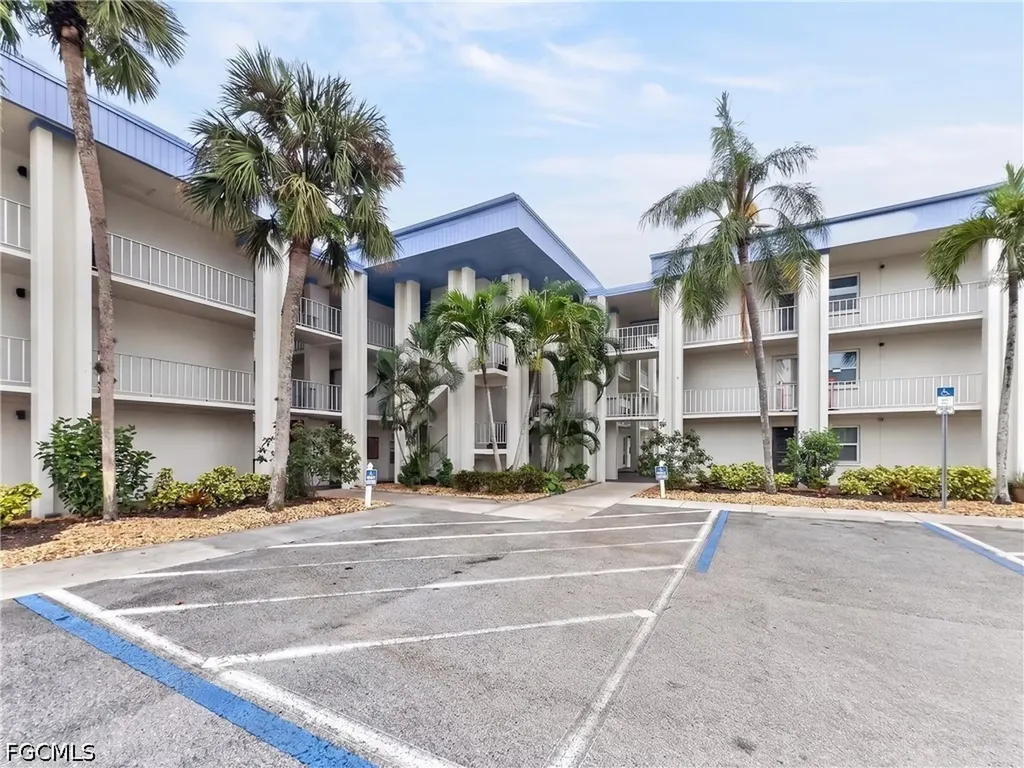 1624 Pine Valley Drive Fort Myers FL 33907