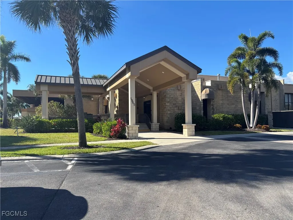 1624 Pine Valley Drive Fort Myers FL 33907
