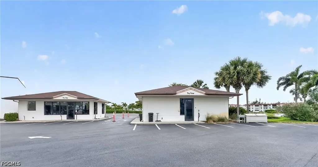1624 Pine Valley Drive Fort Myers FL 33907