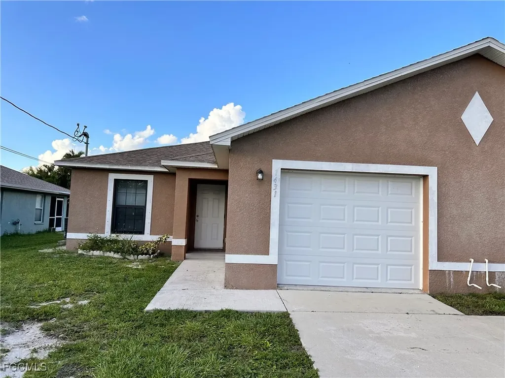 1431-1433 SE 10th Terrace Cape Coral FL 33990