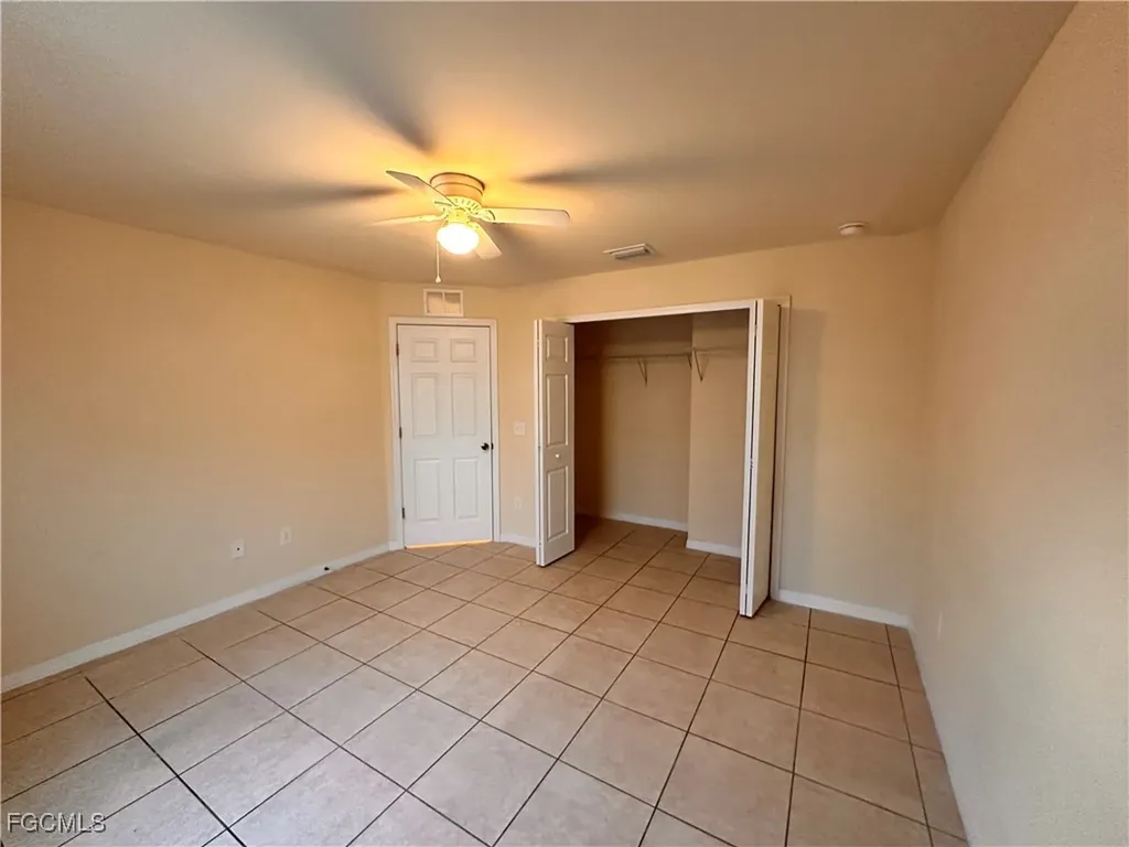 1431-1433 SE 10th Terrace Cape Coral FL 33990