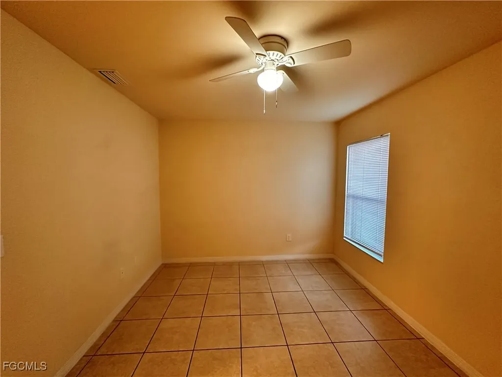 1431-1433 SE 10th Terrace Cape Coral FL 33990