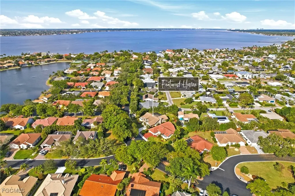 9718 Caloosa Yacht And Racquet Club Drive Fort Myers FL 33919