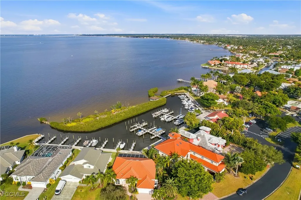 9718 Caloosa Yacht And Racquet Club Drive Fort Myers FL 33919