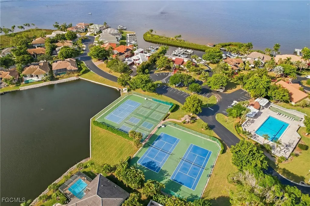9718 Caloosa Yacht And Racquet Club Drive Fort Myers FL 33919