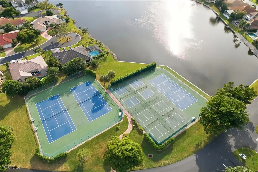 9718 Caloosa Yacht And Racquet Club Drive Fort Myers FL 33919