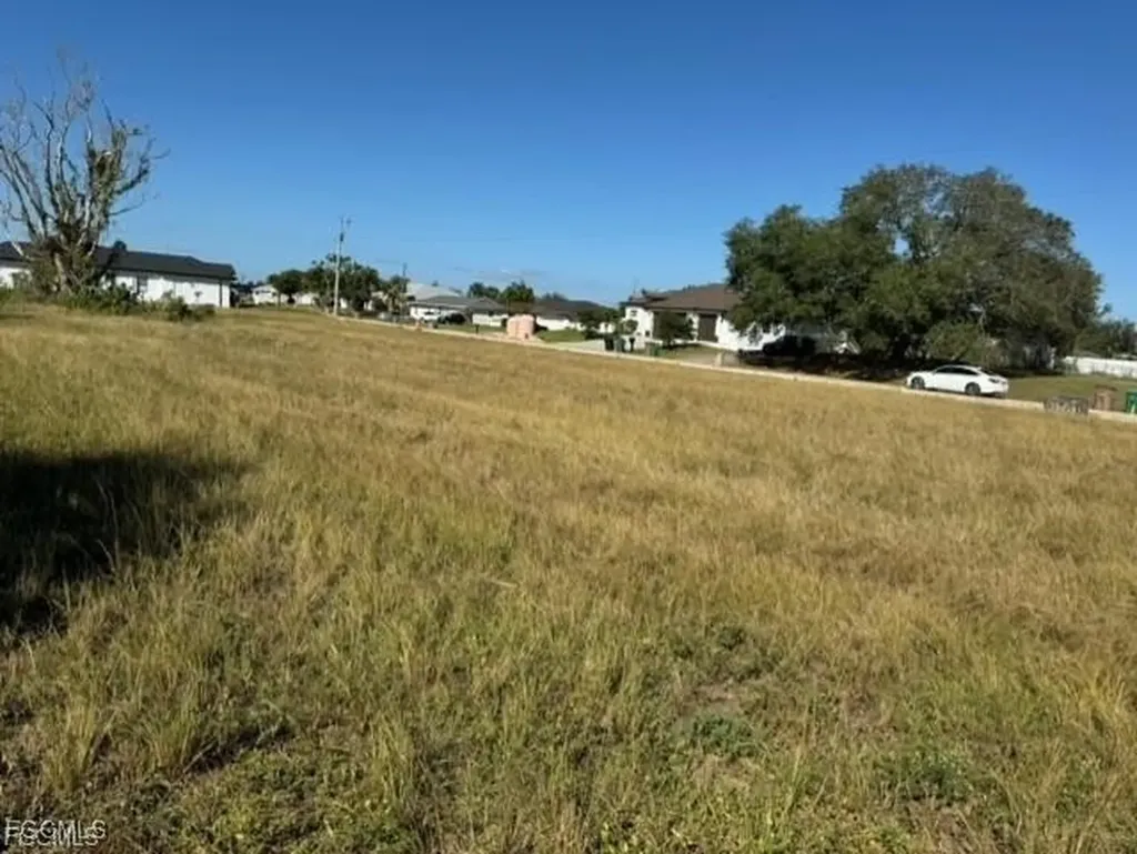 1016 NE 12th Street Cape Coral FL 33909