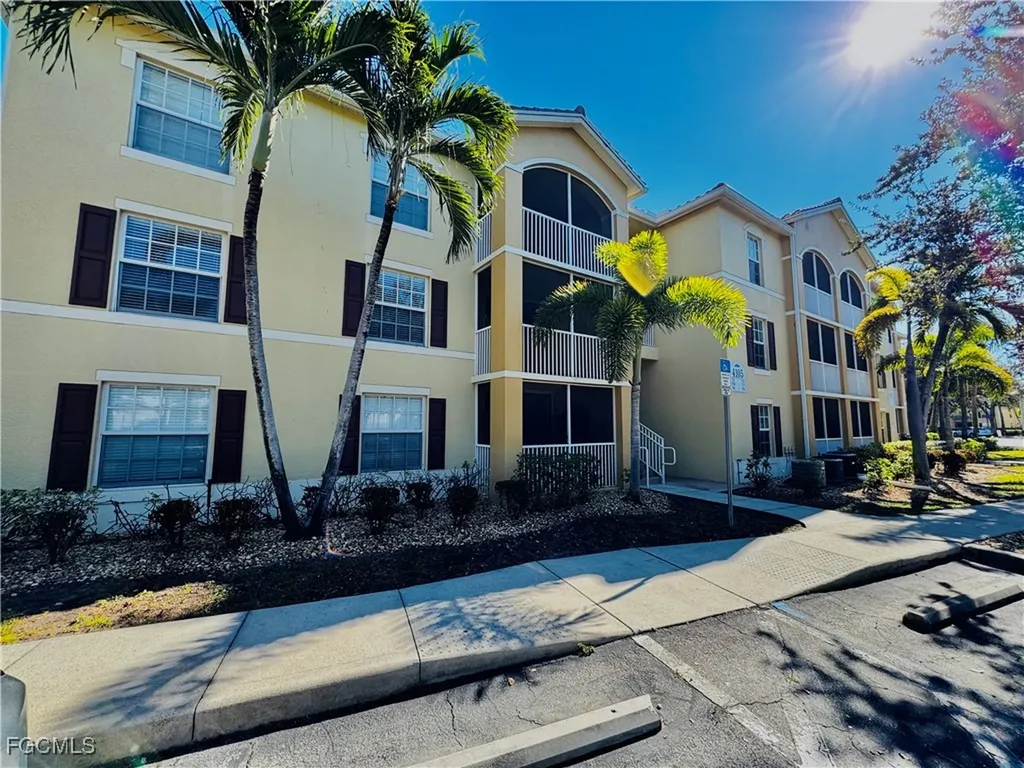4105 Residence Drive Fort Myers FL 33901