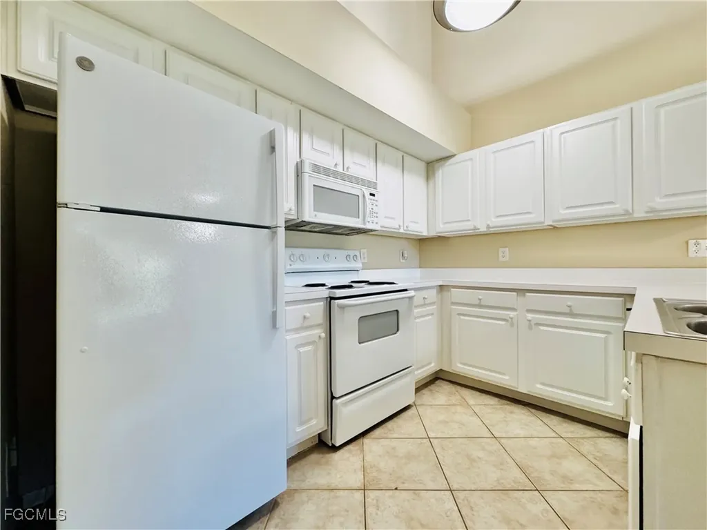 4105 Residence Drive Fort Myers FL 33901