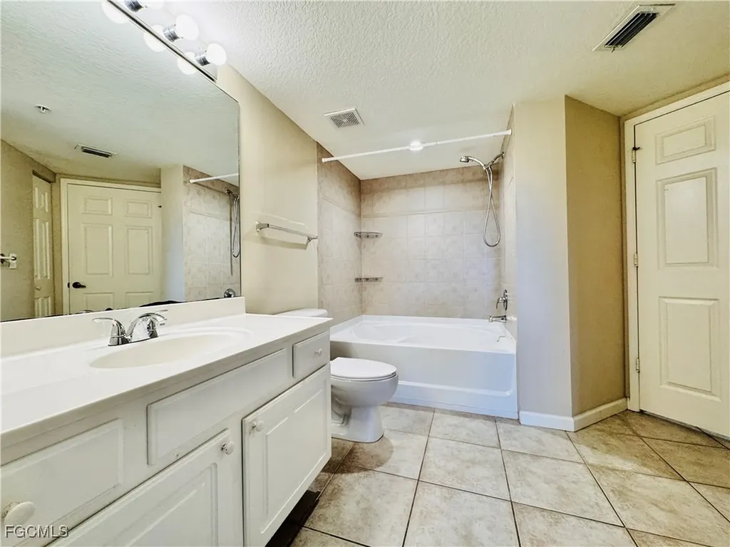 4105 Residence Drive Fort Myers FL 33901