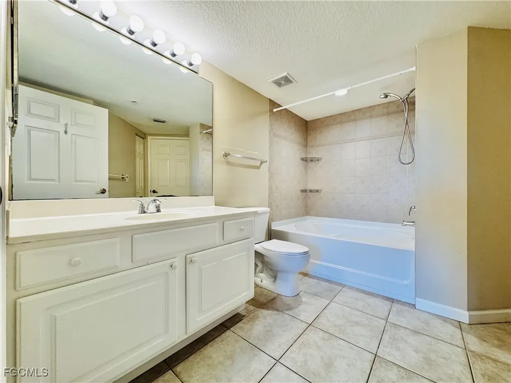 4105 Residence Drive Fort Myers FL 33901