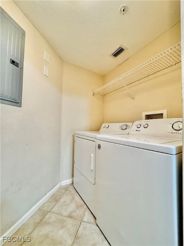 4105 Residence Drive Fort Myers FL 33901