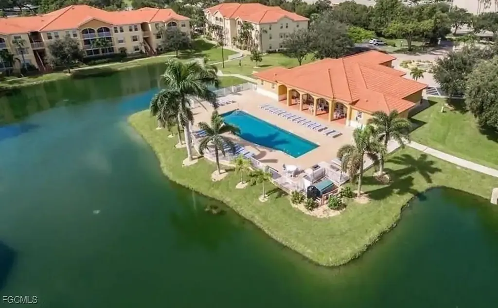 4105 Residence Drive Fort Myers FL 33901