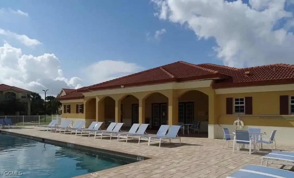 4105 Residence Drive Fort Myers FL 33901