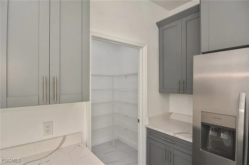 3034 Price Avenue Fort Myers FL 33916
