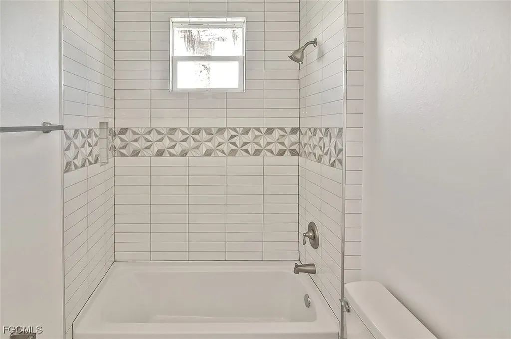 3034 Price Avenue Fort Myers FL 33916