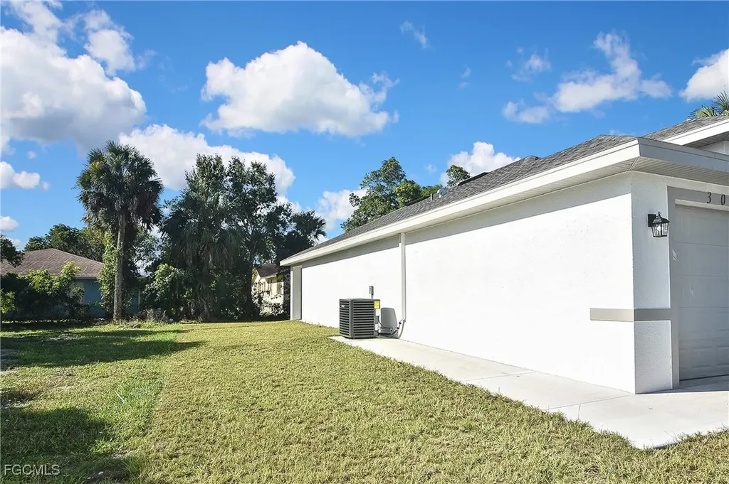 3034 Price Avenue Fort Myers FL 33916