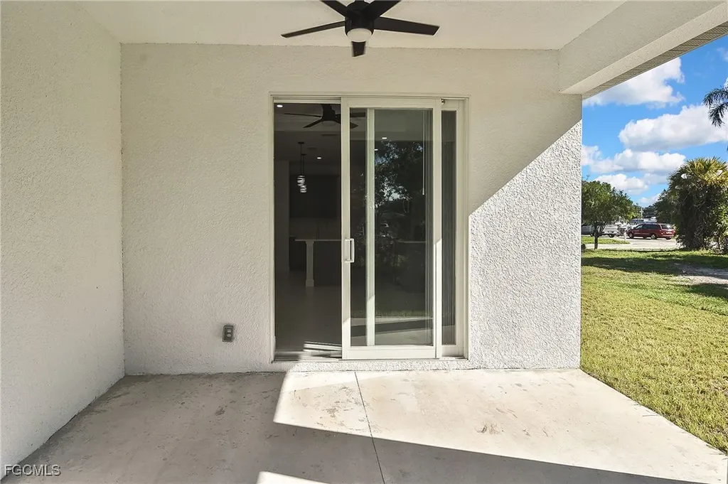 3034 Price Avenue Fort Myers FL 33916