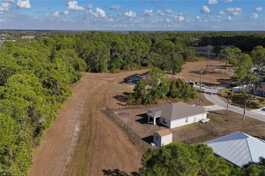 8015 Sandalwood Circle Labelle FL 33935