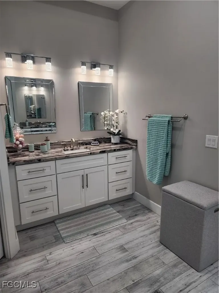 3801 Kismet Lakes Lane Cape Coral FL 33993