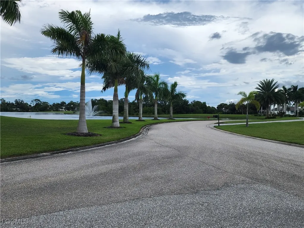 3801 Kismet Lakes Lane Cape Coral FL 33993