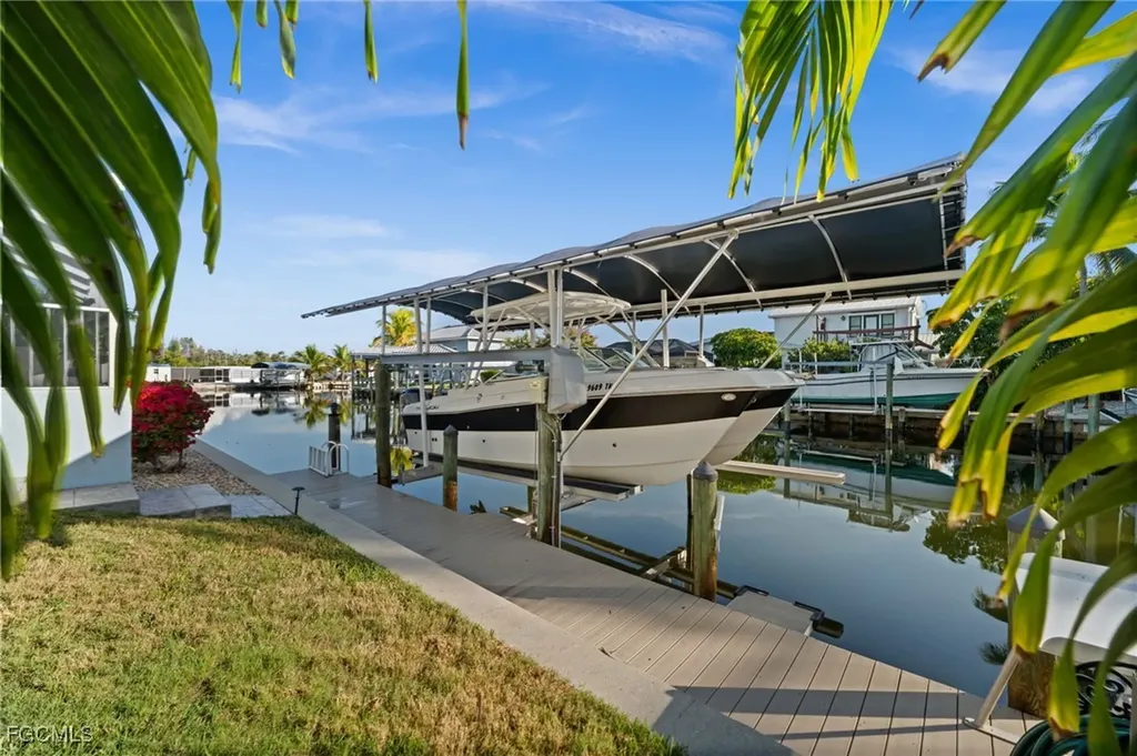 3597 Gondola Lane St. James City FL 33956