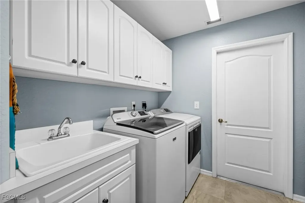 3597 Gondola Lane St. James City FL 33956