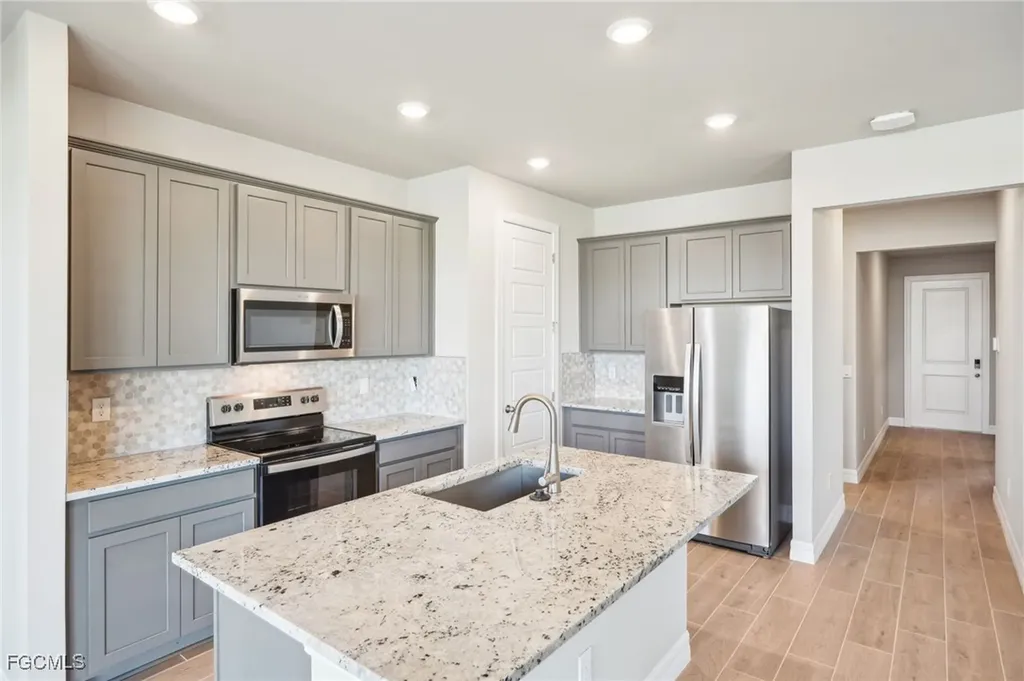 44290 Frontier Drive Punta Gorda FL 33982