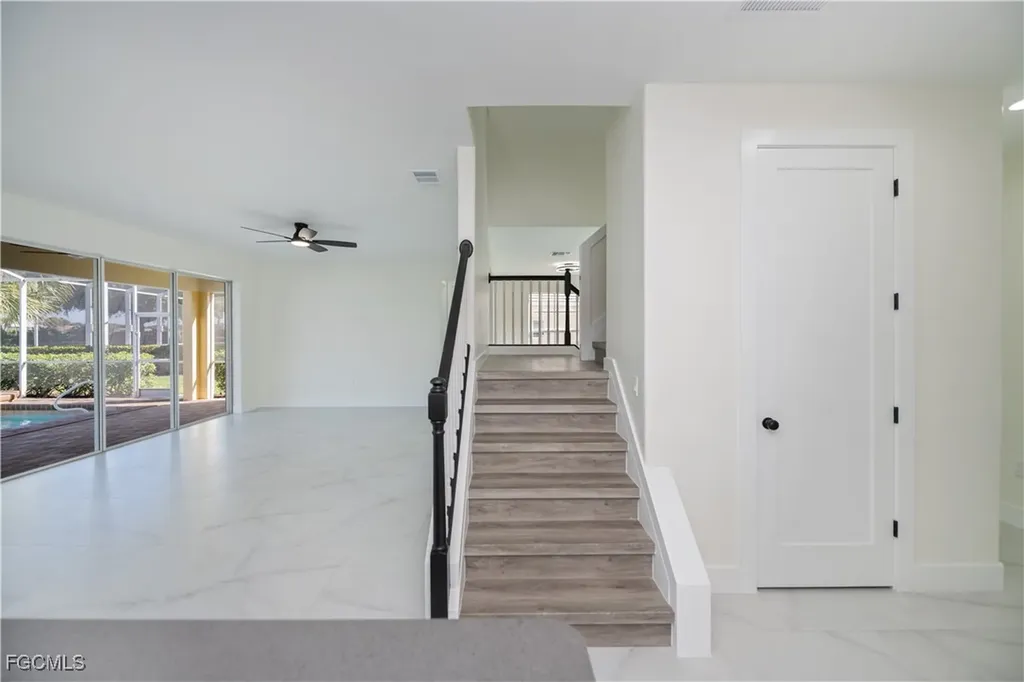 2615 Sunvale Court Cape Coral FL 33991