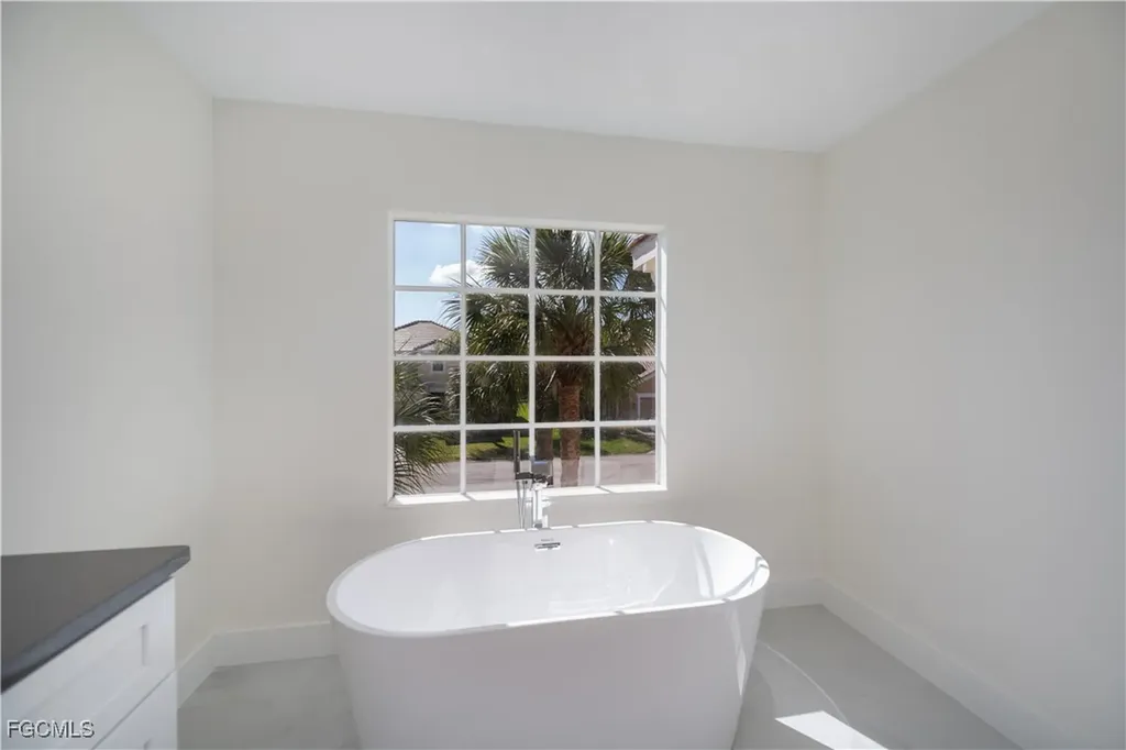 2615 Sunvale Court Cape Coral FL 33991