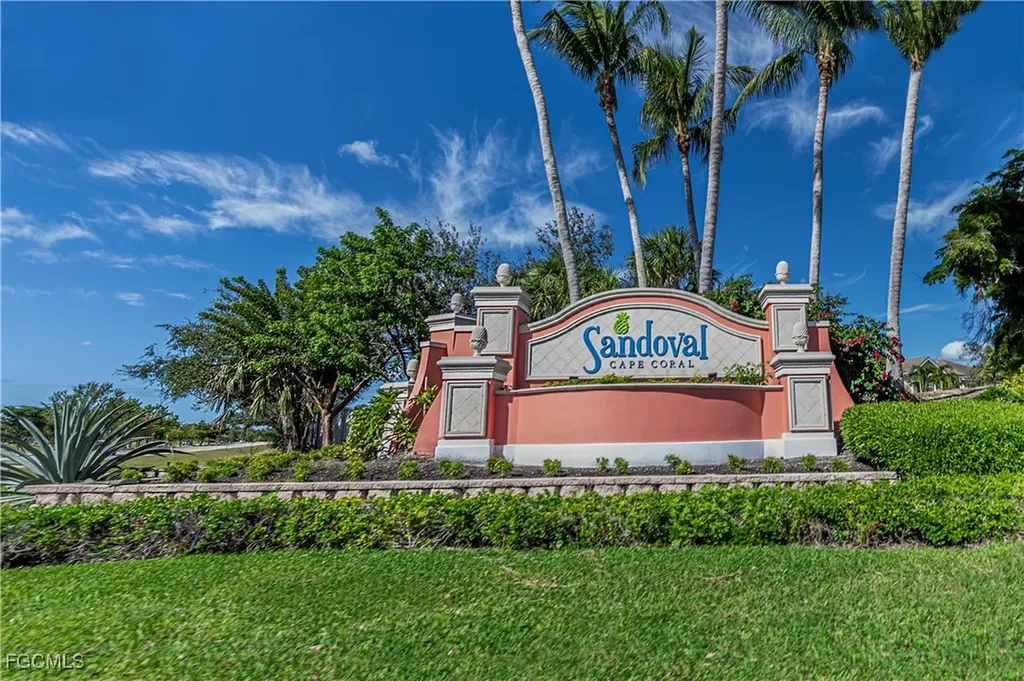 2615 Sunvale Court Cape Coral FL 33991