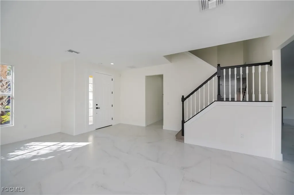 2615 Sunvale Court Cape Coral FL 33991
