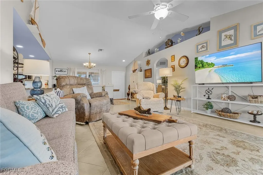 2525 NW 19th Place Cape Coral FL 33993