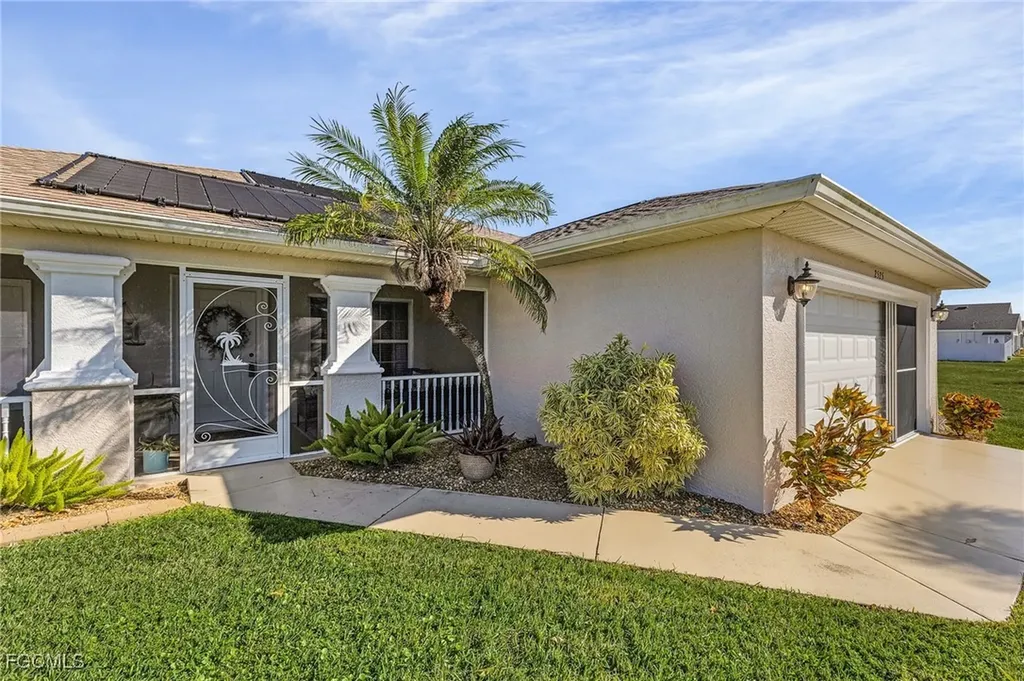 2525 NW 19th Place Cape Coral FL 33993