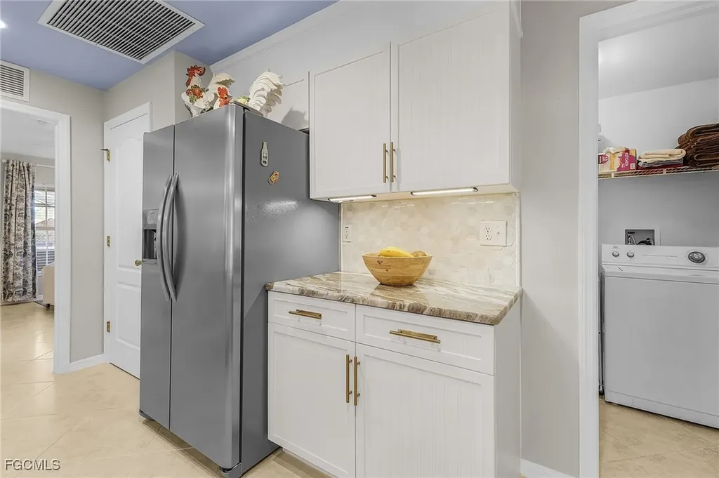 2525 NW 19th Place Cape Coral FL 33993
