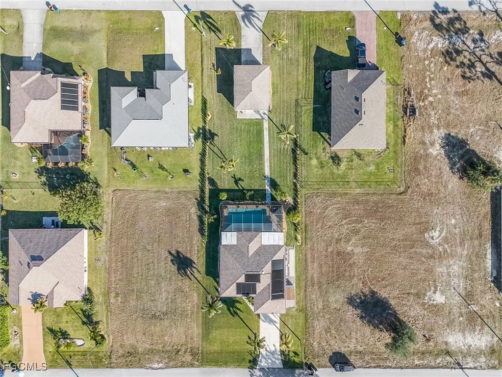 2525 NW 19th Place Cape Coral FL 33993