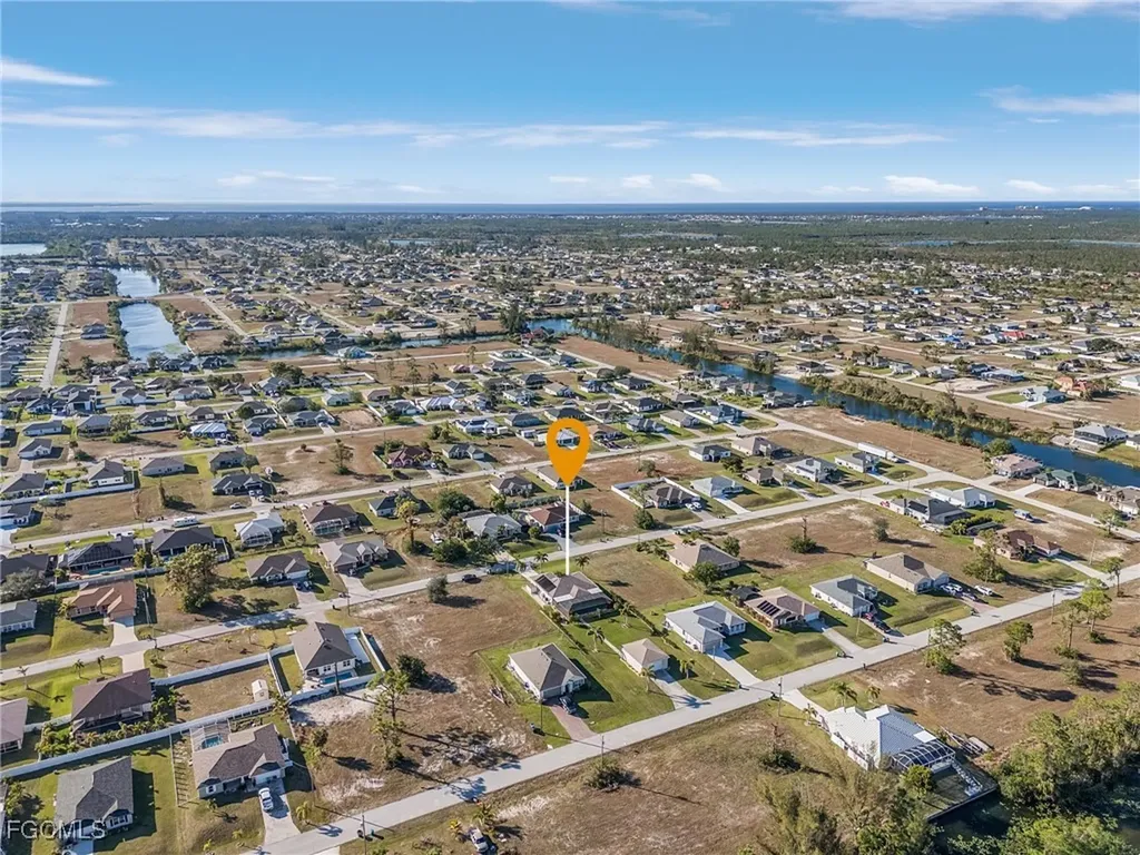 2525 NW 19th Place Cape Coral FL 33993