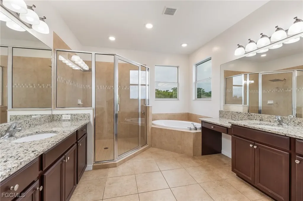 2608 Stonyhill Court Cape Coral FL 33991