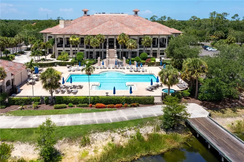 20000 Seadale Court Estero FL 33928