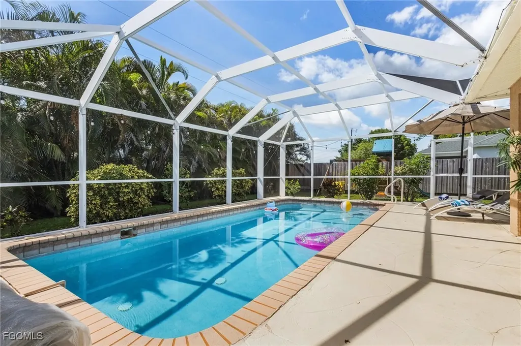 1822 SW 1st Avenue Cape Coral FL 33991