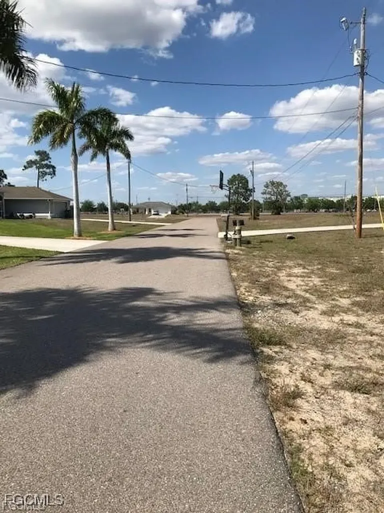 3607 NE 21st Avenue Cape Coral FL 33909