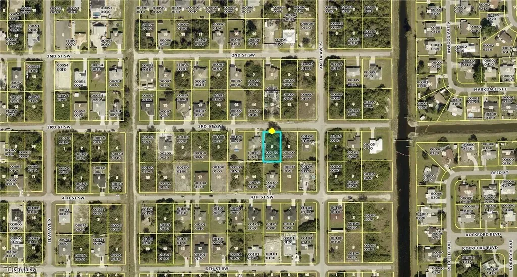 2605 3rd Street SW Lehigh Acres FL 33976