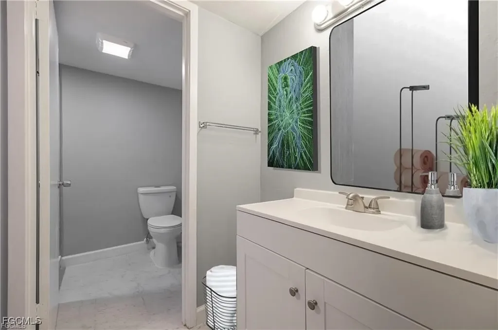 2244 Winkler Avenue Fort Myers FL 33901