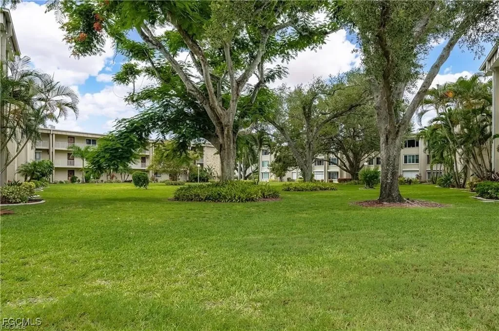 2244 Winkler Avenue Fort Myers FL 33901