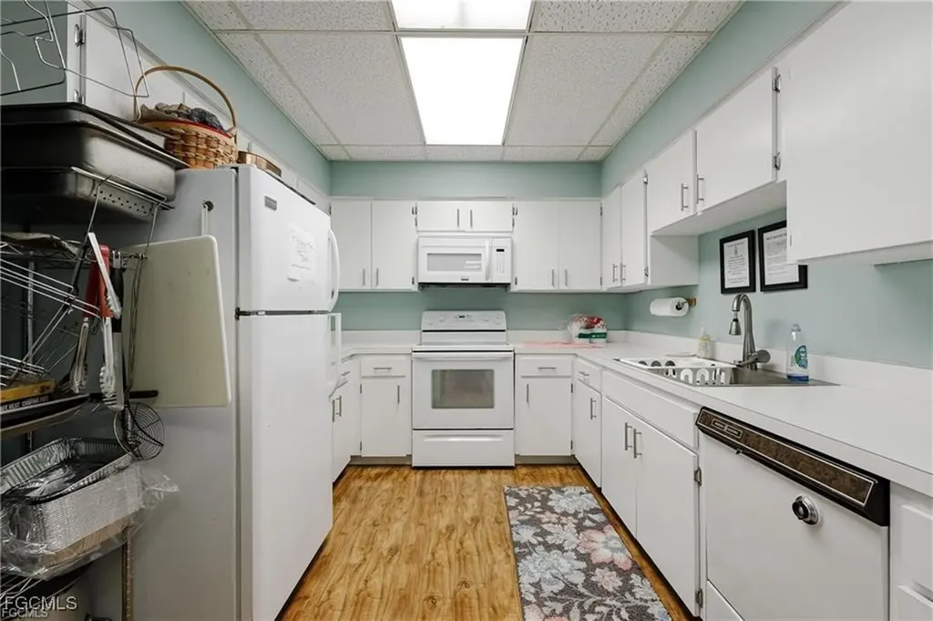 2244 Winkler Avenue Fort Myers FL 33901