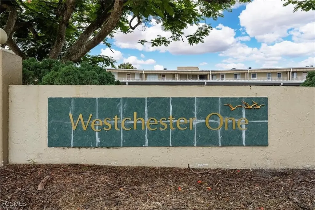2244 Winkler Avenue Fort Myers FL 33901