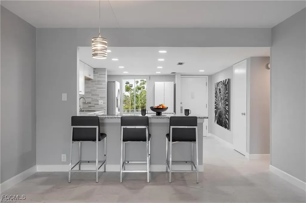 2244 Winkler Avenue Fort Myers FL 33901