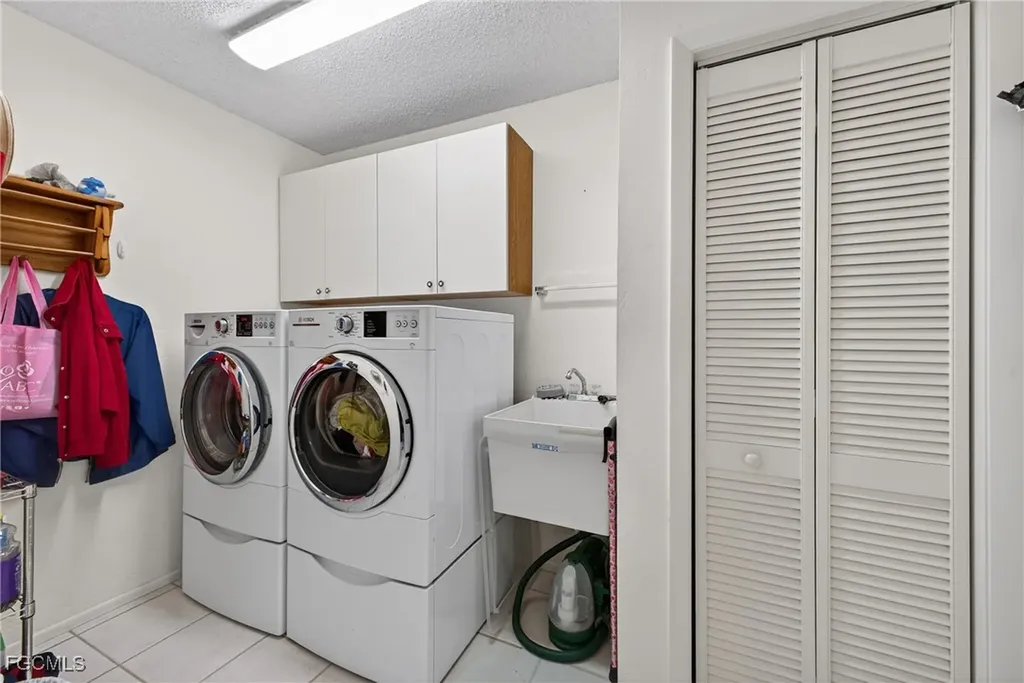 5679 Balkan Court Fort Myers FL 33919