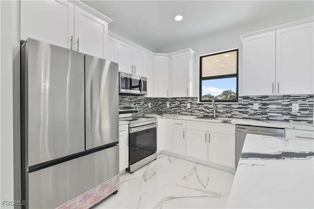 1708 El Dorado Boulevard N Cape Coral FL 33993