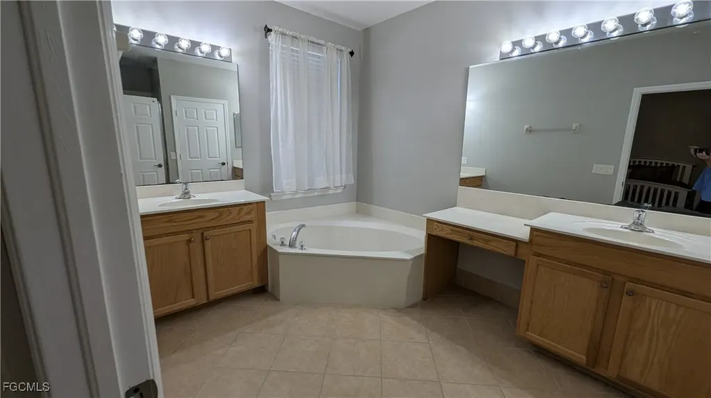 4000 Cherrybrook Loop Fort Myers FL 33966